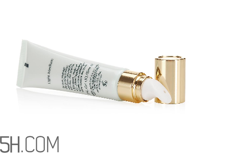 不同年齡用什么眼霜好？眼霜適合什么年齡人用？