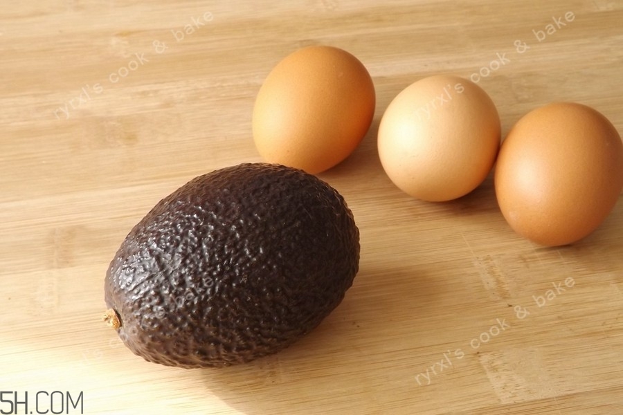 牛油果和雞蛋能一起吃嗎？牛油果和雞蛋的做法有哪些？