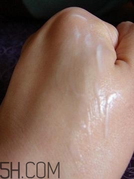 雪花秀眼霜怎么用？雪花秀閃理眼霜使用心得