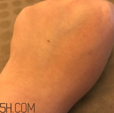 芳丹薄羅黃金貴婦眼膜適合年齡_適合膚質(zhì) 芳丹薄羅黃金貴婦眼膜適合年齡_適合膚質(zhì)