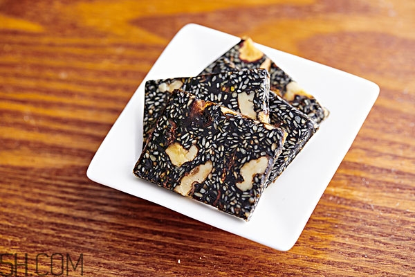 阿膠糕保質(zhì)期一般多久 自制阿膠糕可以放多久 阿膠糕保質(zhì)期一般多久 自制阿膠糕可以放多久