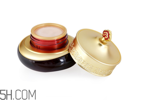 不同年齡用什么眼霜好？眼霜適合什么年齡人用？