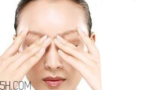 眼霜分幾種？眼霜和眼部精華一樣嗎？