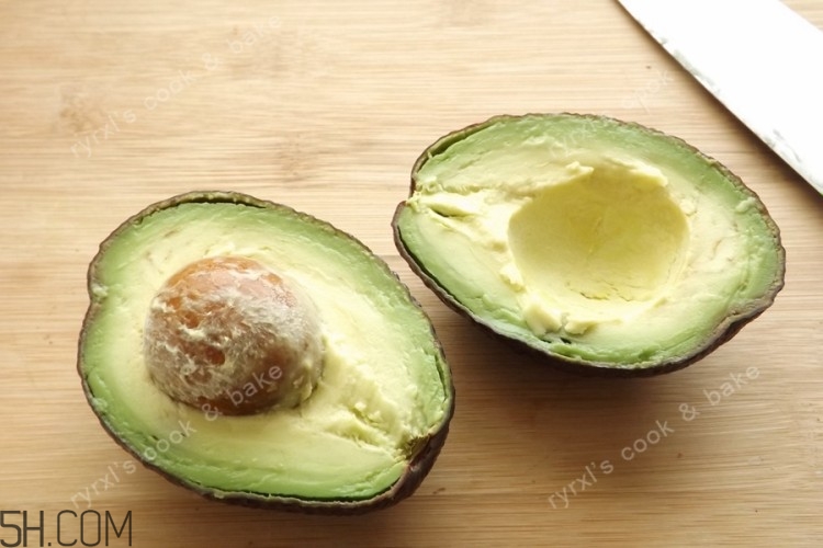 牛油果和雞蛋能一起吃嗎？牛油果和雞蛋的做法有哪些？