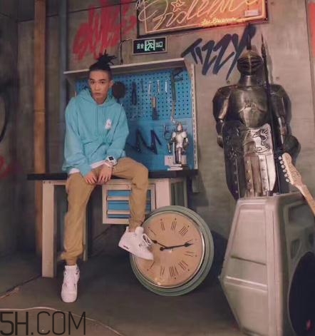 palace衛(wèi)衣多少錢？palace衛(wèi)衣價(jià)格