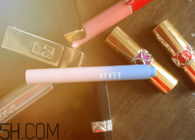 韓熙貞按壓唇膏為什么縮不回？重金屬超標(biāo)？