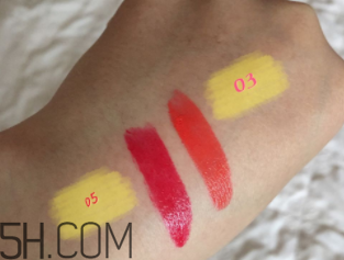 韓熙貞按壓唇膏為什么縮不回？重金屬超標(biāo)？