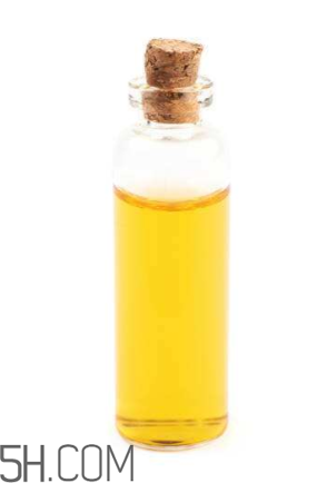 甘油會讓皮膚變黃嗎？甘油要怎么使用？