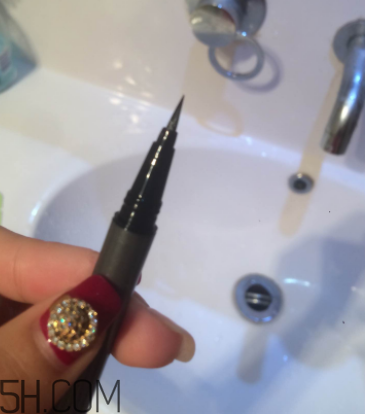 mariedalgar眼線(xiàn)液怎么卸？mariedalgar眼線(xiàn)液好卸嗎？