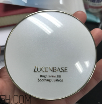 透真氣墊BB霜卡粉嗎？透真氣墊BB霜浮粉嗎？