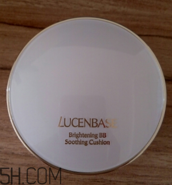 透真氣墊BB霜卡粉嗎？透真氣墊BB霜浮粉嗎？