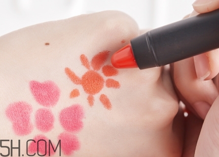 ozisa蠟筆口紅色號 泰國ozisa蠟筆口紅試色 ozisa蠟筆口紅色號 泰國ozisa蠟筆口紅試色