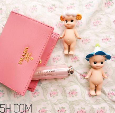 prada錢(qián)包怎么樣？prada錢(qián)包好嗎？