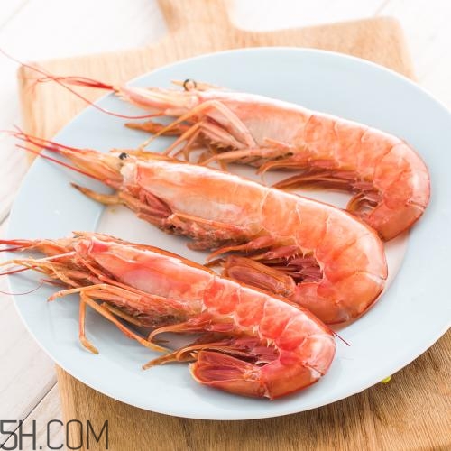 橙子和蝦可以一起吃嗎？橙子和蝦吃了怎么辦？