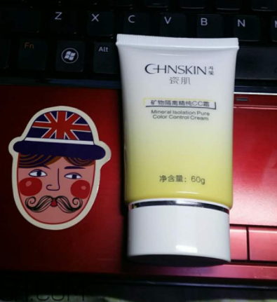 瓷肌礦物CC霜油不油？瓷肌礦物CC霜適合什么膚質(zhì)？