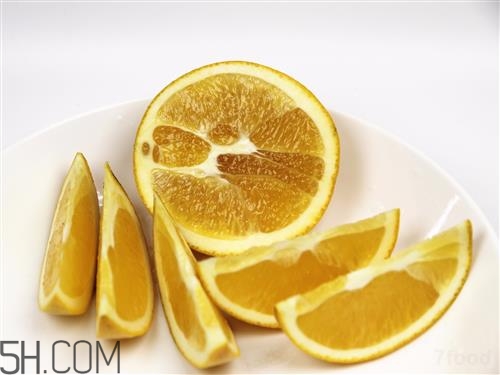 柿子和橙子能一起吃嗎？吃完橙子可以吃柿子嗎？