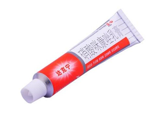 達克寧能治灰指甲嗎？達克寧能擦臉嗎？