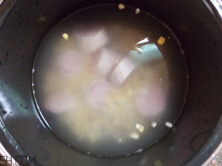 紅豆薏米能和玉米一起煮嗎？紅豆薏米加玉米有什么好處？