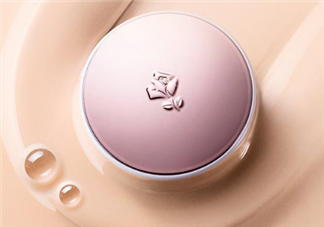 蘭蔻小粉盒氣墊適合多大年齡？蘭蔻氣墊CC和氣墊隔離乳哪個(gè)好用？