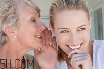 乳腺炎每個階段的表現(xiàn)是什么？乳腺炎可以吃豬肉嗎？