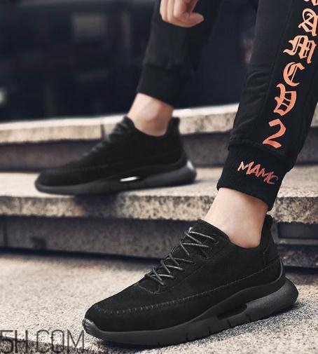 翻毛運(yùn)動鞋發(fā)白怎么辦？翻毛運(yùn)動鞋怎么打理？