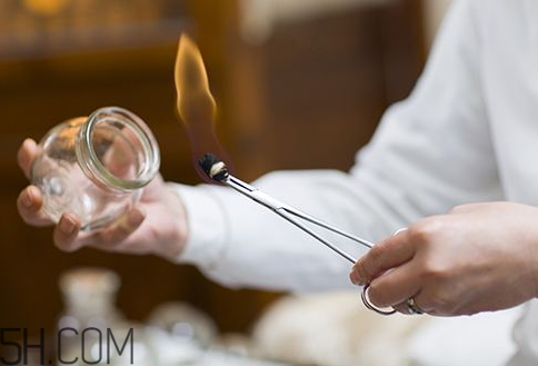 下雪天可以拔罐嗎 下雪天能拔罐嗎 下雪天可以拔罐嗎 下雪天能拔罐嗎