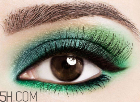 綠眼影為什么這么火？集結(jié)綠眼影眼妝經(jīng)典畫法