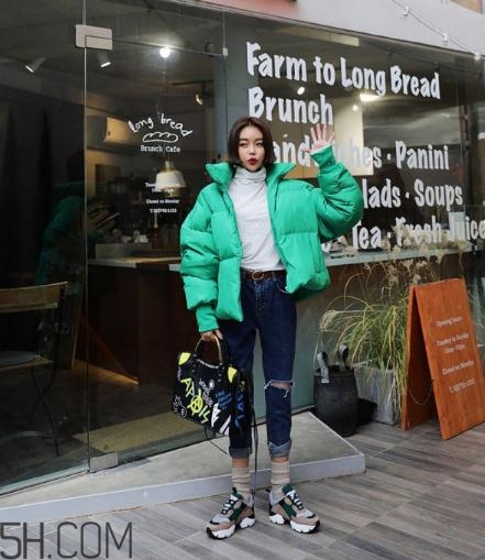 面包服搭配什么鞋子？面包服搭配鞋子圖片