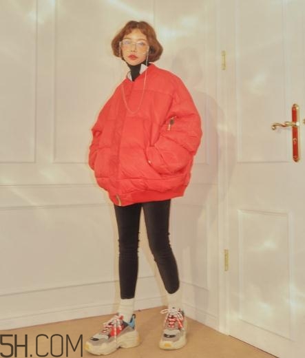 面包服搭配什么鞋子？面包服搭配鞋子圖片