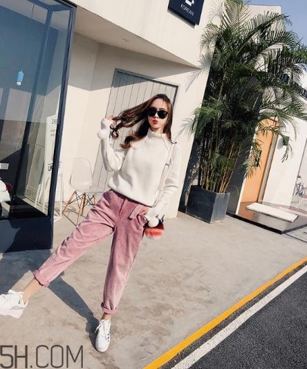 粉色褲子配什么上衣？將時(shí)尚與溫暖兼具的搭配