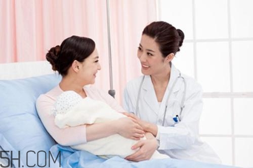 順產(chǎn)時吃什么補充體力？生孩子時可以吃東西嗎？