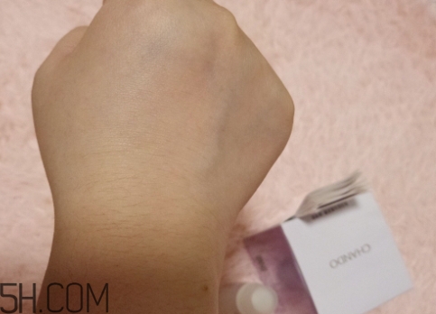 自然堂化妝品多少錢一套？