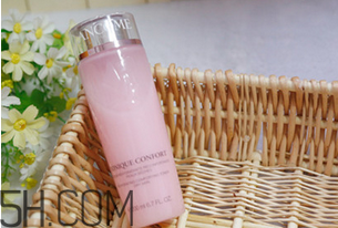 蘭蔻粉水不適合什么膚質(zhì)？蘭蔻粉水第一次使用為什么會刺痛？