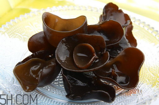 木耳泡了兩天還能吃嗎？木耳泡多了怎么保存？