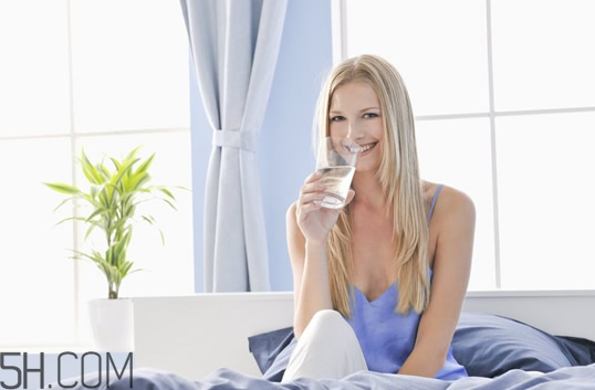 喝開水兌冷水好不好？開水兌冷水是陰陽水不宜喝嗎？