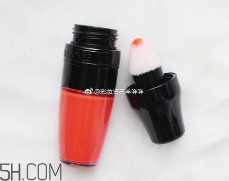 蘭蔻搖搖樂啞光唇釉186是什么顏色？蘭蔻氣墊光霧唇露試色