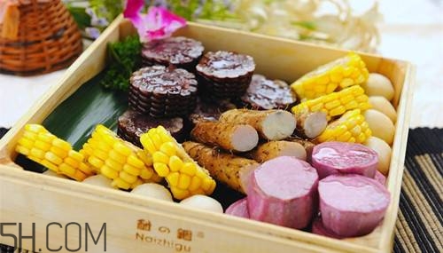 冬季飲食的注意事項(xiàng)是什么？冬季下雪天該如何穿衣？