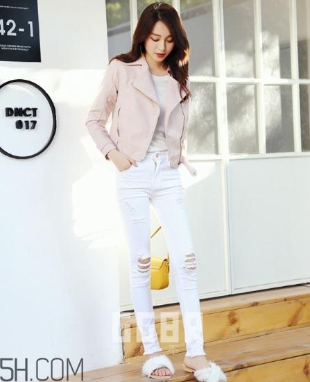 粉色皮衣怎么搭配好看？甜美機(jī)車(chē)少女風(fēng)