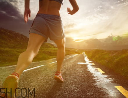 跑步不穿內(nèi)褲會(huì)影響性功能？跑步穿內(nèi)褲很有必要！