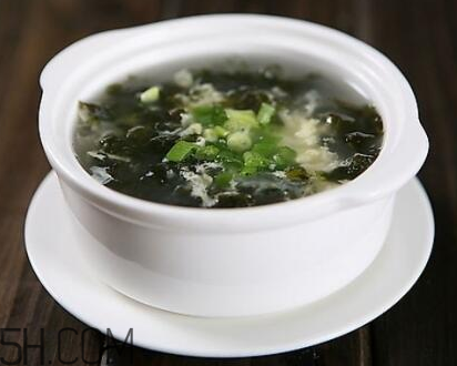 海苔和紫菜哪個(gè)更養(yǎng)生？海苔是紫菜的華麗轉(zhuǎn)身？