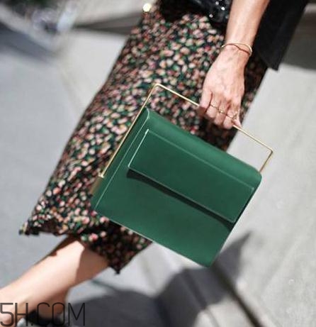 lautem是什么檔次？各路明星都在背的設(shè)計感包包