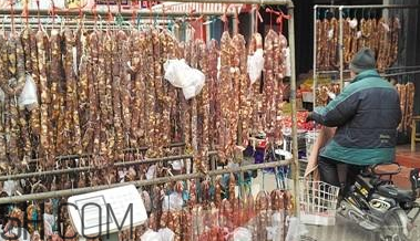 吃香腸與乳腺癌有必然聯(lián)系嗎？為了不患癌還是少吃為妙