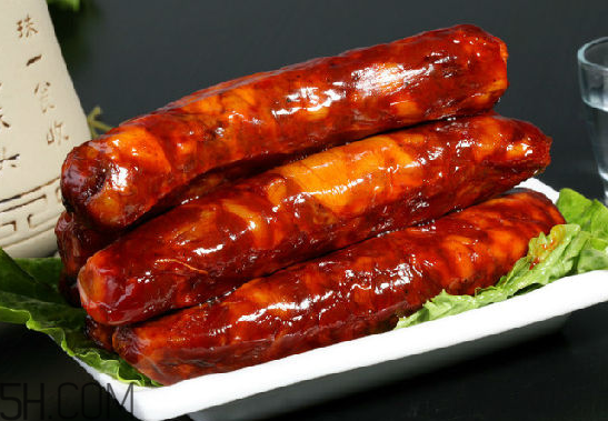 吃香腸與乳腺癌有必然聯(lián)系嗎？為了不患癌還是少吃為妙