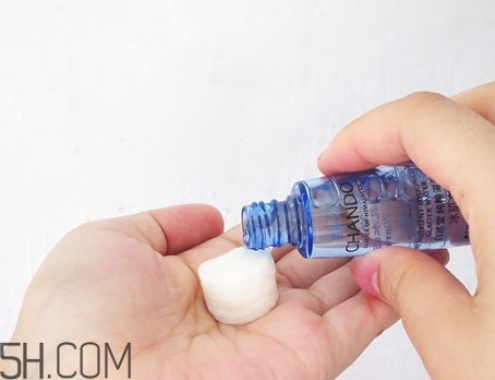 自然堂雪域和凝時哪個好？滿足不同的肌膚人群