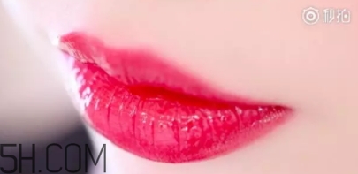 2018年新年妝容怎么化？紅色妝容紅紅火火