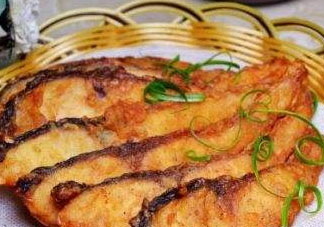 炸魚(yú)為什么會(huì)粘鍋 炸魚(yú)不粘鍋技巧