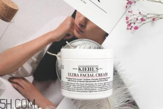 面霜什么時候用最好？保濕面霜哪個牌子好用？