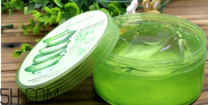 蘆薈膠補(bǔ)水嗎？蘆薈膠身體乳的替代品