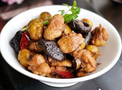 香菇燉雞用什么香菇好？干香菇是關(guān)鍵