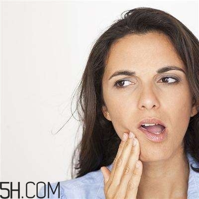 上火牙疼煲什么湯好？輕松解決上火牙疼問題